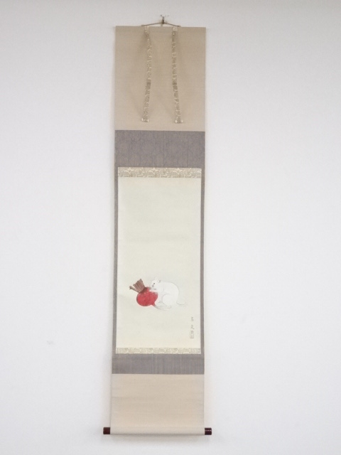 JAPANESE HANGING SCROLL / HAND PAINTED / MOUSE
